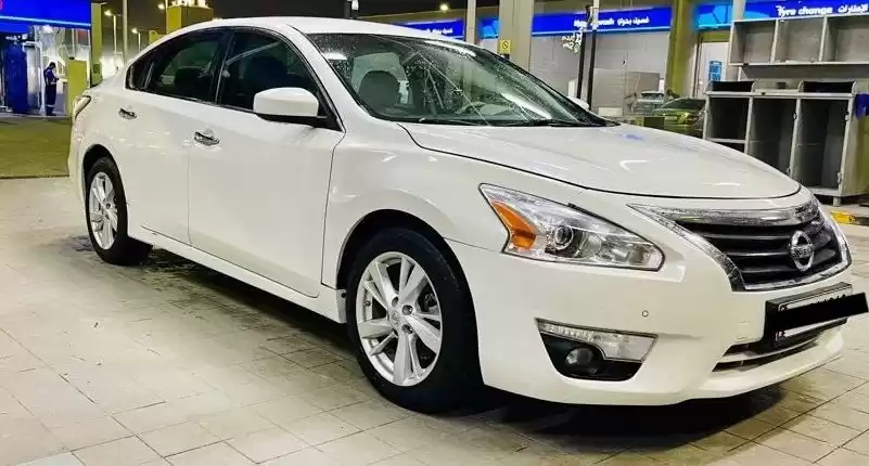 مستعملة Nissan Altima للإيجار في الرياض #21435 - 1  صورة 